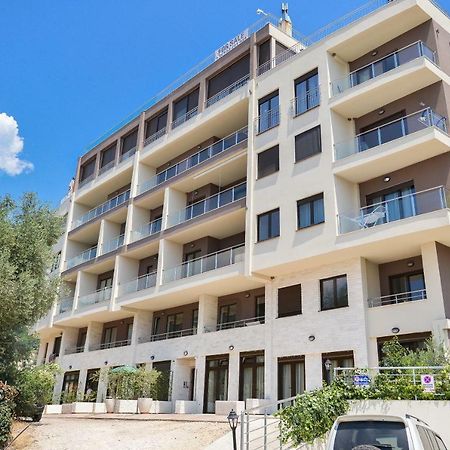 Brand New Apartments Светі-Стефан Екстер'єр фото