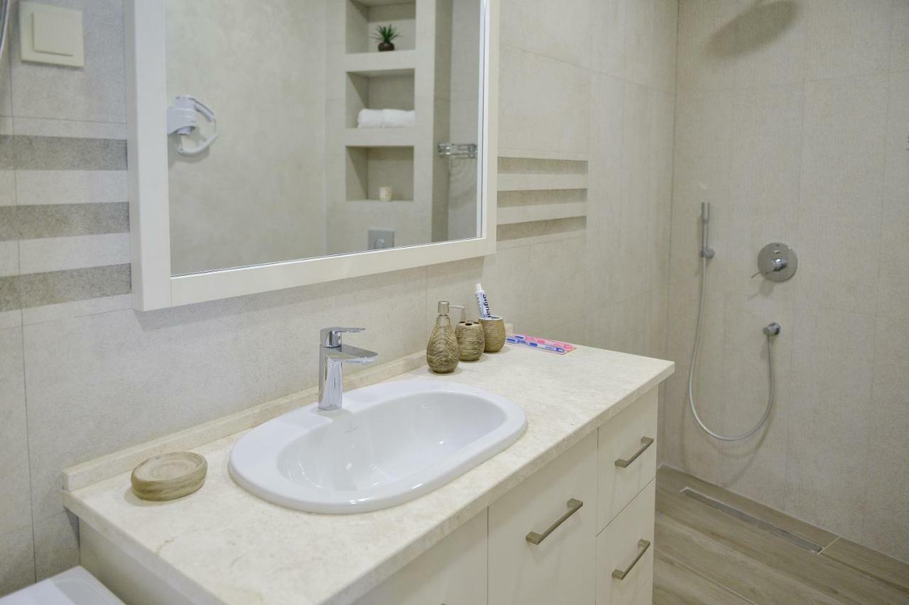 Brand New Apartments Светі-Стефан Екстер'єр фото