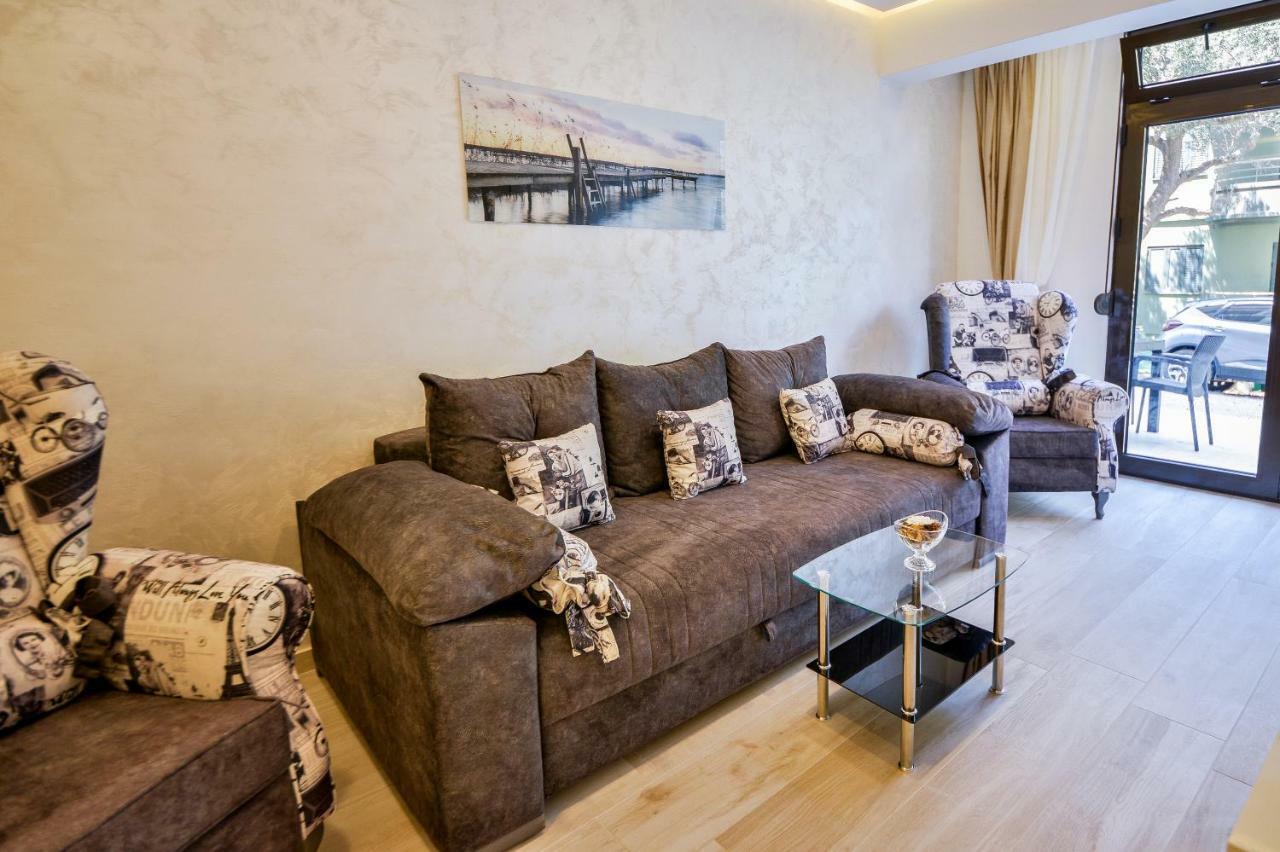 Brand New Apartments Светі-Стефан Екстер'єр фото