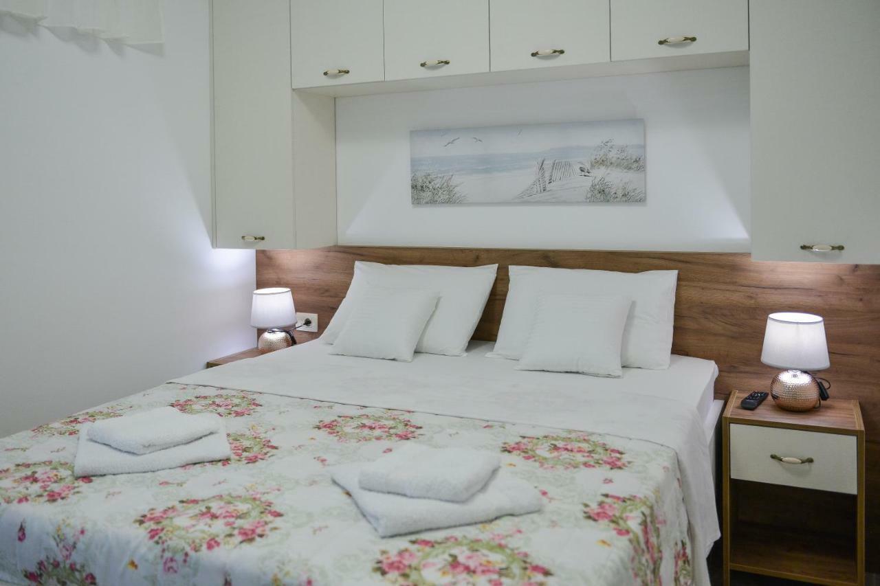 Brand New Apartments Светі-Стефан Екстер'єр фото
