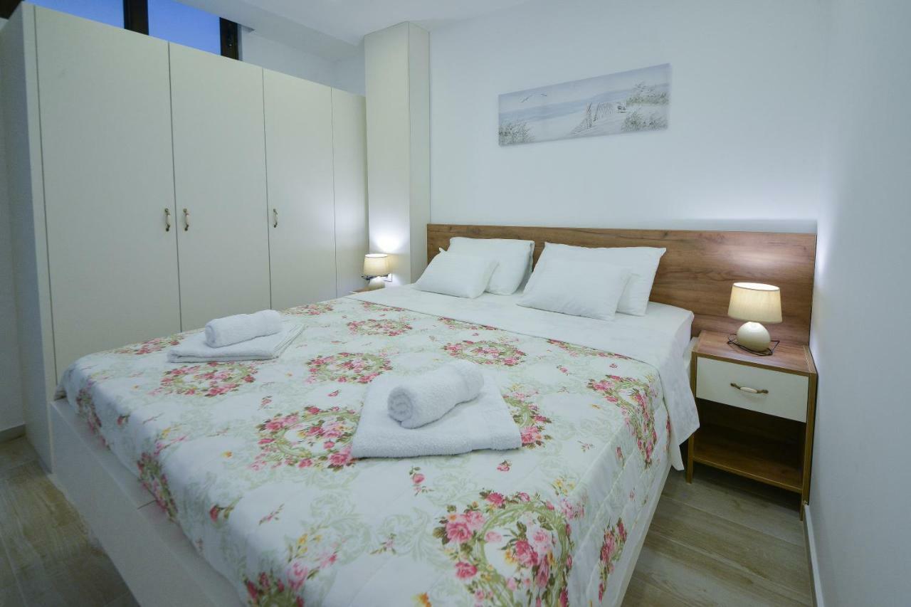 Brand New Apartments Светі-Стефан Екстер'єр фото