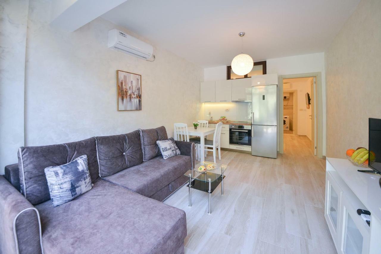 Brand New Apartments Светі-Стефан Екстер'єр фото